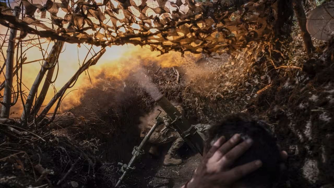 "Україна битиметься до останнього": AP повідомляє про початок вирішальної фази у Покровську - 24 Канал "Україна битиметься до останнього": AP повідомляє про початок вирішальної фази у Покровську - 24 Канал