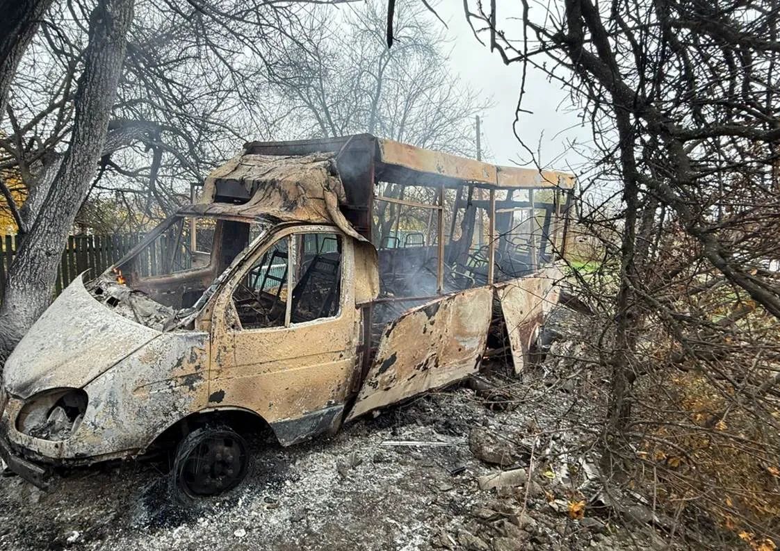 Атака на маршрутку в Донецкой области Атака на маршрутку в Донецкой области