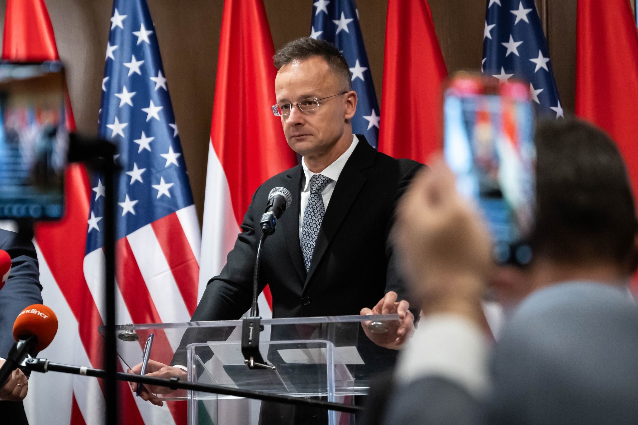 Чи звільнена Угорщині "безстроково" від санкцій США на закупівлю російської нафти