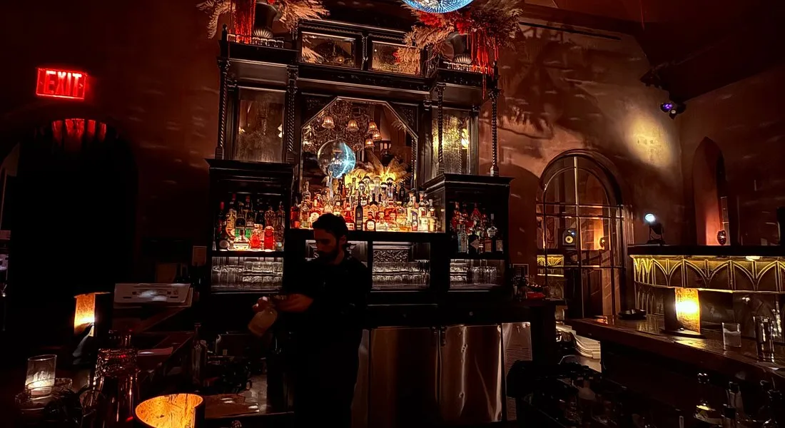 Chapel Bar / фото TripaDvisor Chapel Bar / фото TripaDvisor