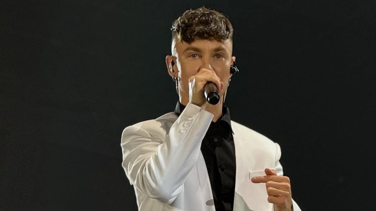 Артем Пивоваров Артем Пивоваров