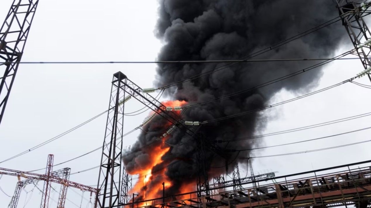 Виробник залізної руди Ferrexpo зупинив роботу через обстріли енергетики