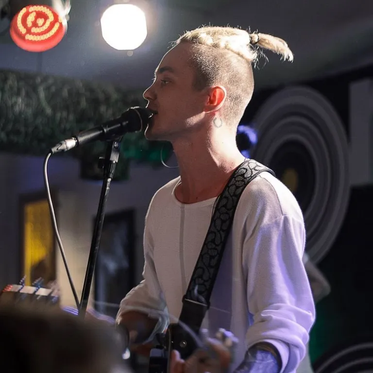 Артем Пивоваров на початку кар'єри