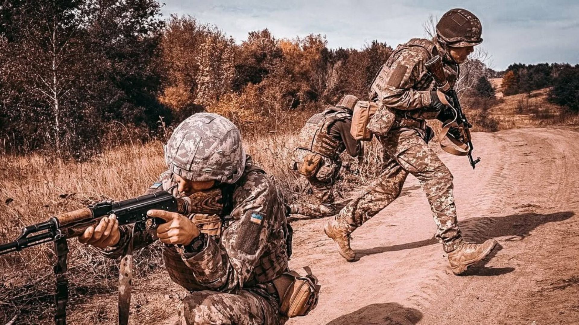 Командир підрозділу розповів про причини скупчення ворога біля Покровська