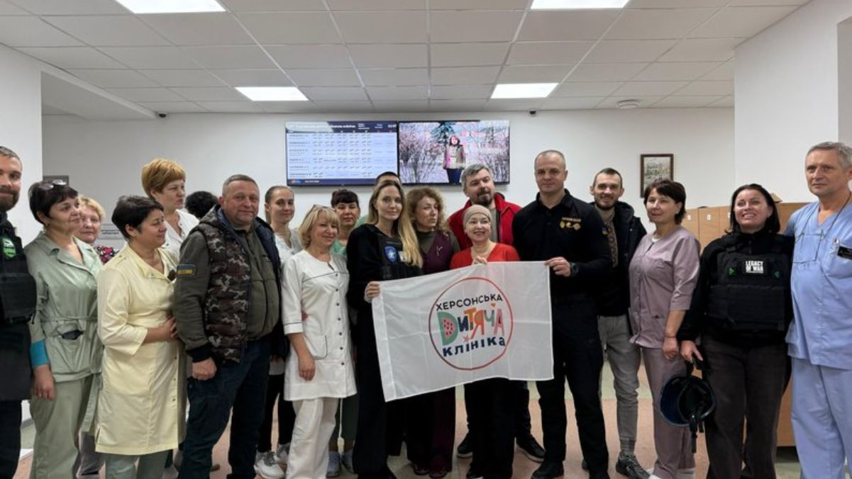 Анджелина Джоли в Херсоне