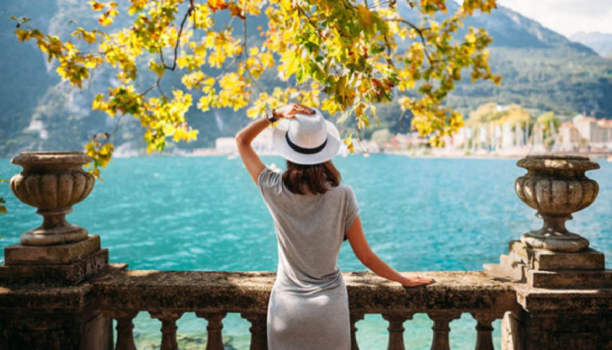 Бархатный сезон - как правильно сказать на украинском Бархатный сезон - как правильно сказать на украинском