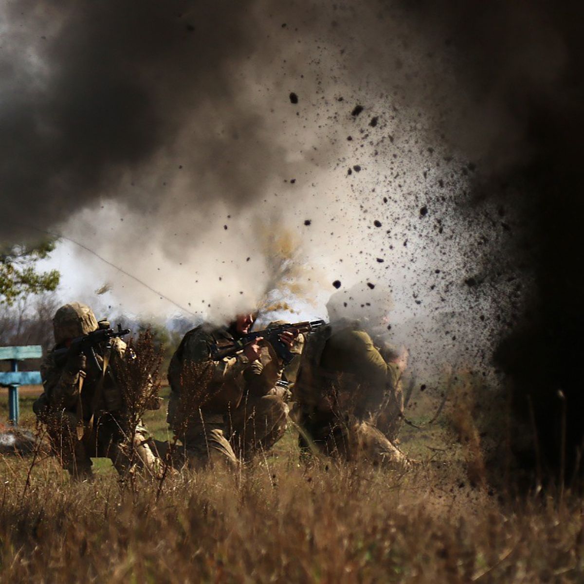 Украинские военные на фронте Украинские военные на фронте