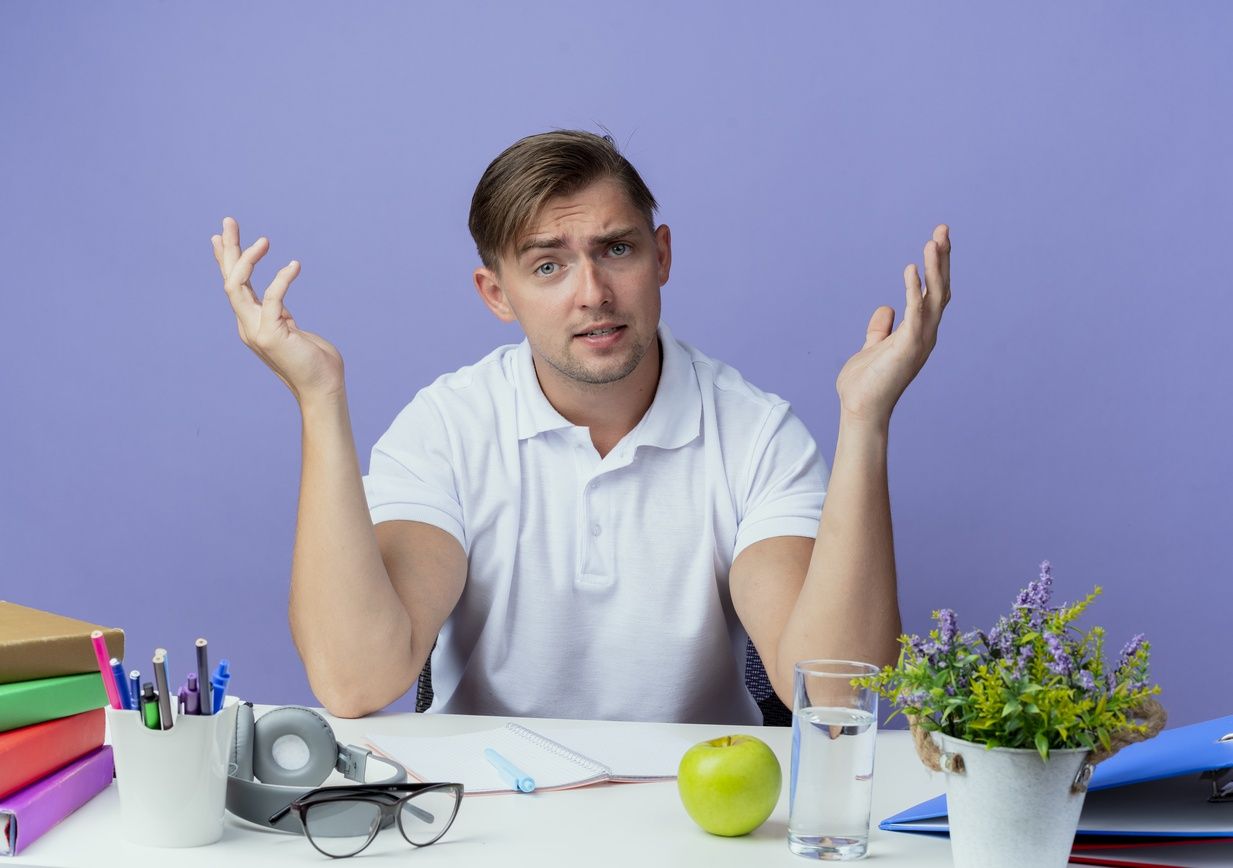 Зарплата вчителя в Україні - педагоги відверто озвучують суму заробітку Зарплата вчителя в Україні - педагоги відверто озвучують суму заробітку