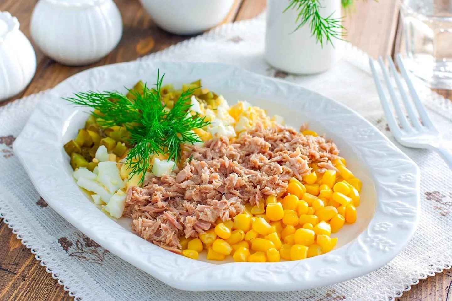 Салат с тунцом