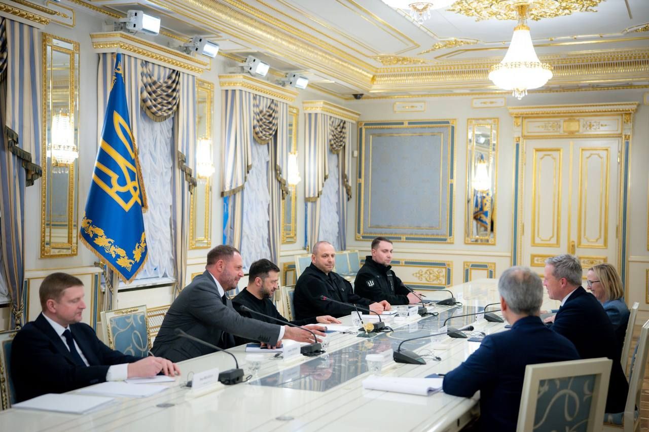 Умєров вийшов на зв'язок і розповів про першу свою зустріч в Україні - 24 Канал Умєров вийшов на зв'язок і розповів про першу свою зустріч в Україні - 24 Канал