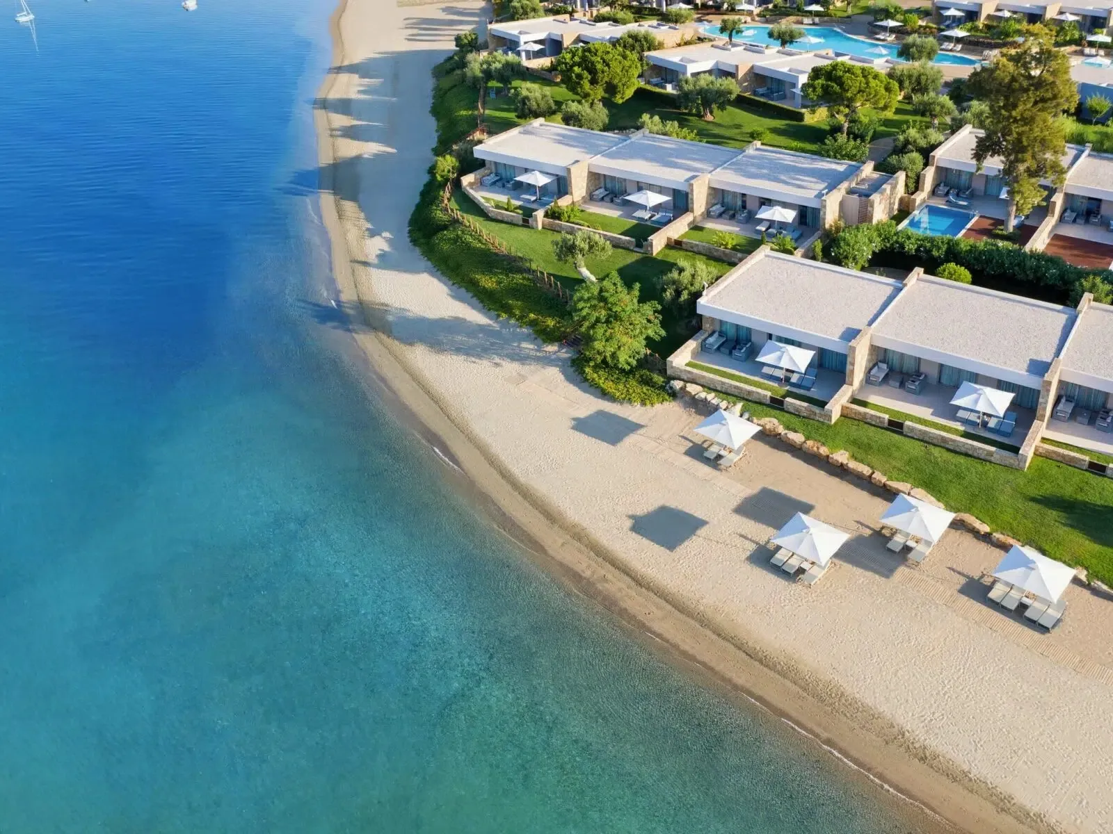 Часть территории комплекса / фото Ikos Resorts