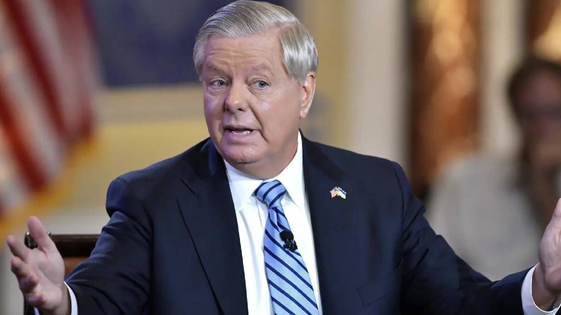 Грем заявив, що те, як завершиться війна в Україні стане сигналом для інших країн