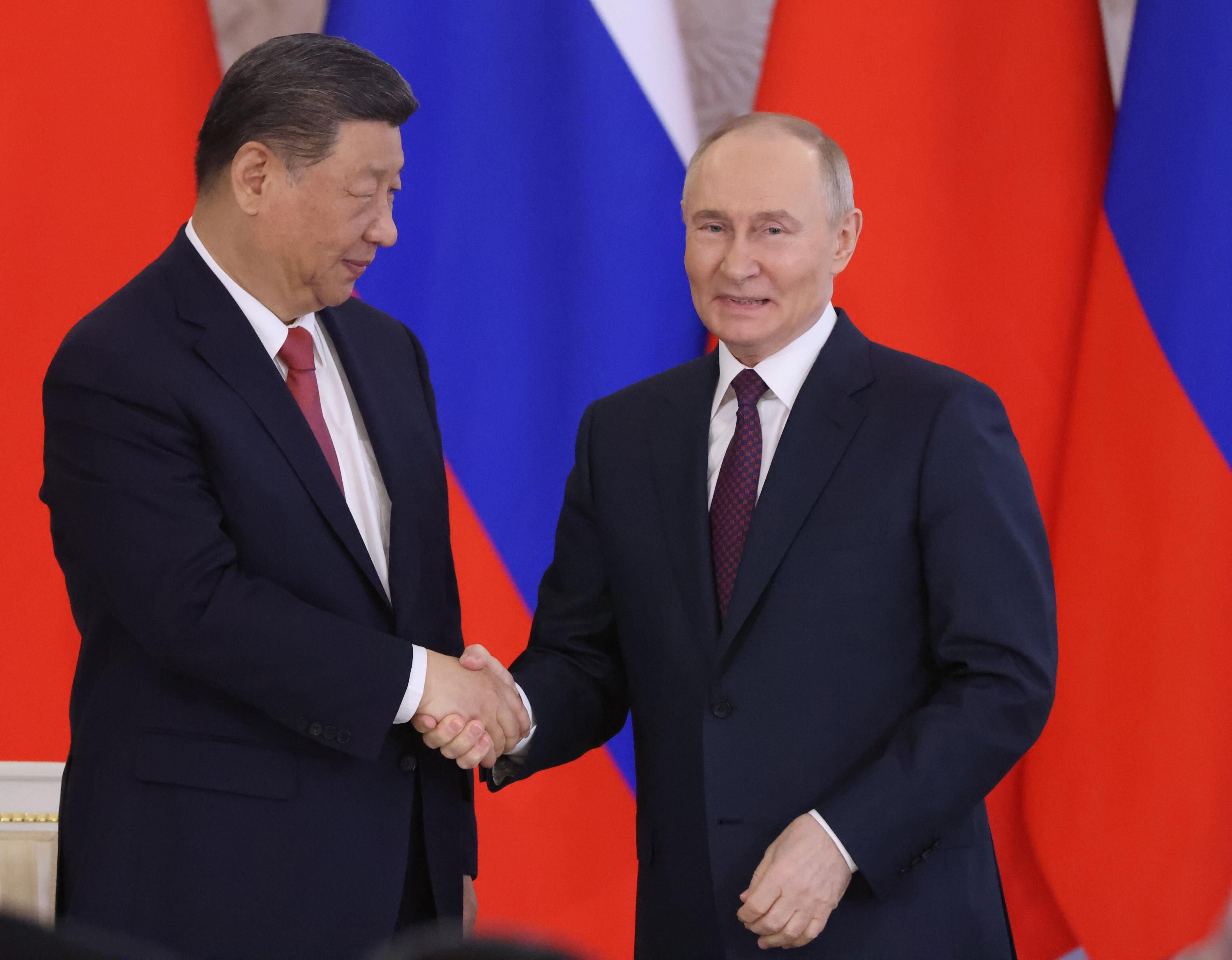 Неожиданный эффект санкций: лучший союзник Москвы наживается на ее зависимости - Экономика Неожиданный эффект санкций: лучший союзник Москвы наживается на ее зависимости - Экономика