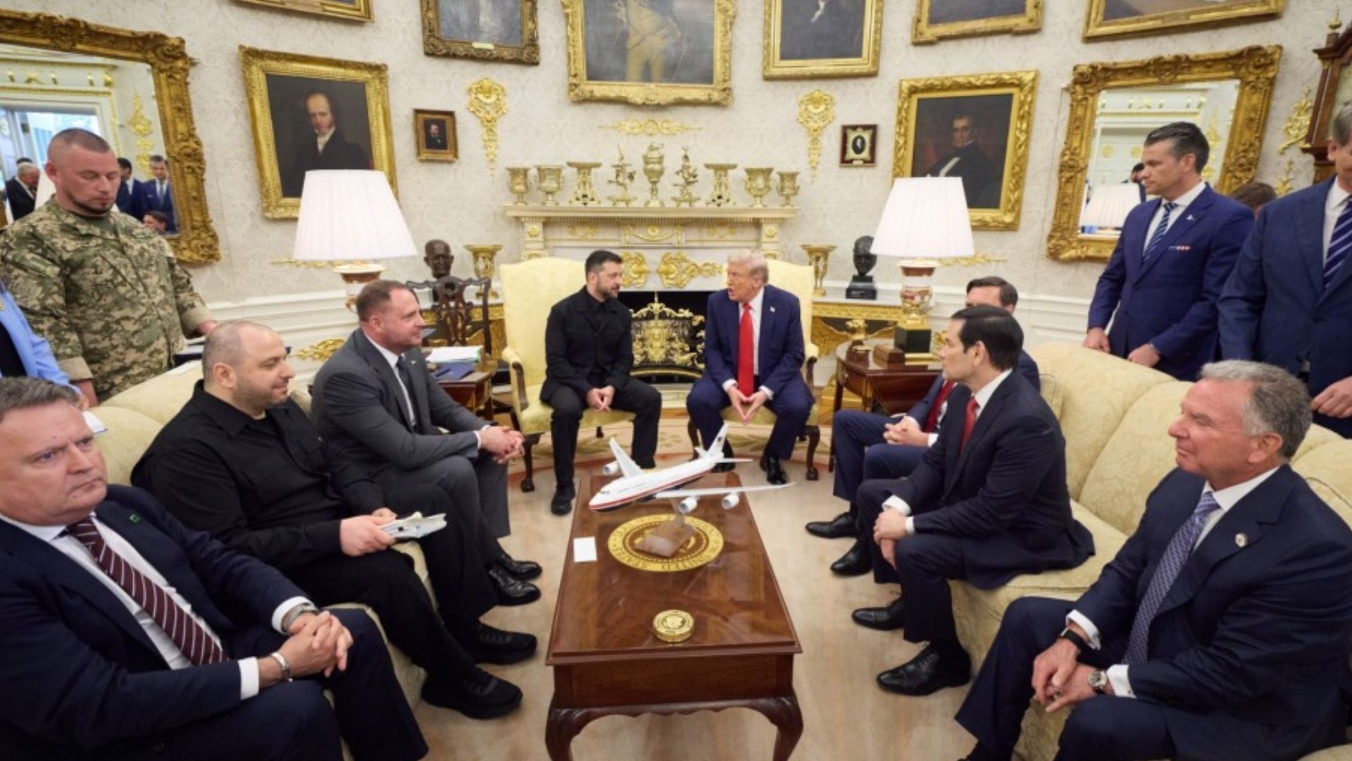 Украина ожидает встречи Зеленского и Трампа на встрече Зеленского и Трампа Украина ожидает встречи Зеленского и Трампа на встрече Зеленского и Трампа