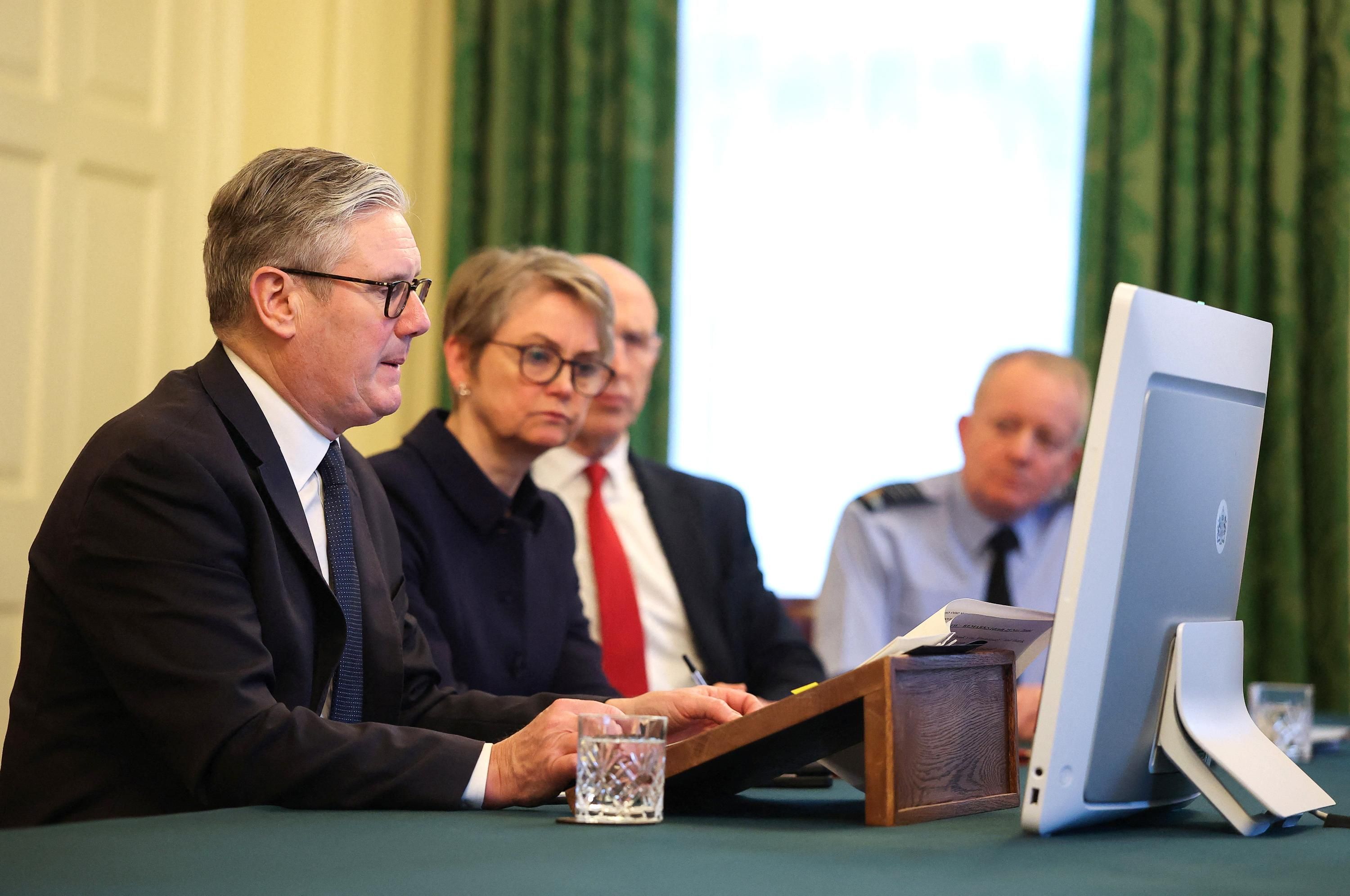 Стармер повідомив про прогрес у переговорах з Україною щодо мирної угоди Стармер повідомив про прогрес у переговорах з Україною щодо мирної угоди