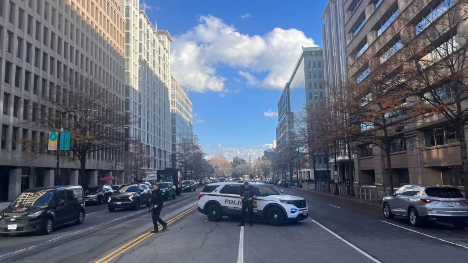 Недалеко от Белого дома произошла стрельба - 24 Канал Недалеко от Белого дома произошла стрельба - 24 Канал