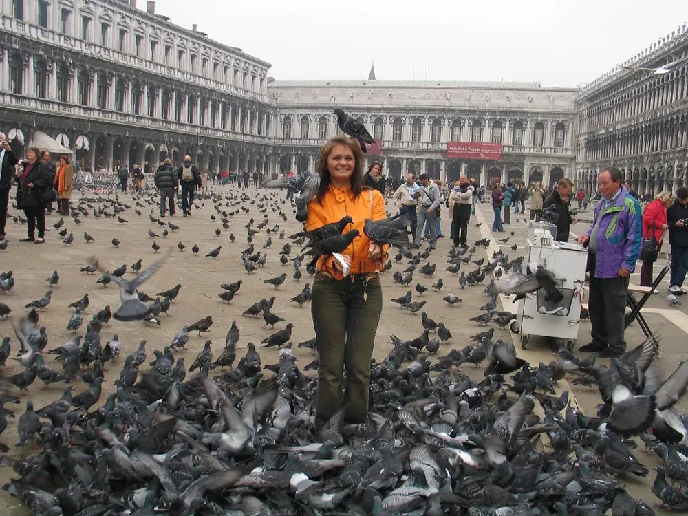 Годування голубів на площі Сан-Марко у Венеції під забороною / фото Годування голубів на площі Сан-Марко у Венеції під забороною / фото