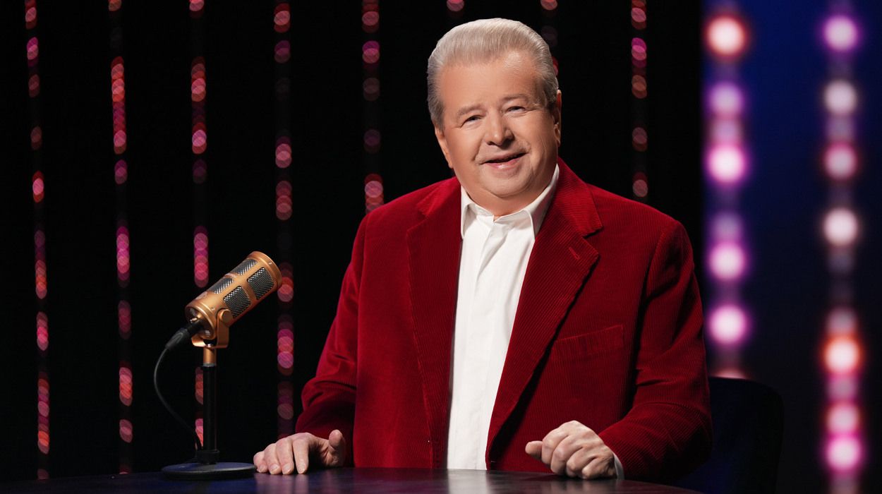 Михаил Поплавский празднует день рождения: Юный орел – это философия моей жизни - 24 Канал