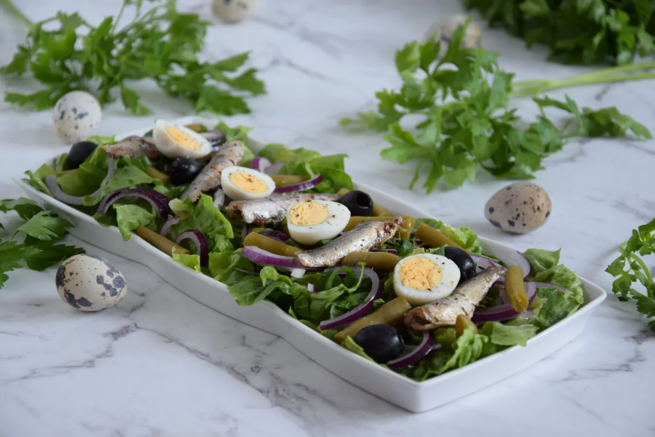 Салат зі шпротами