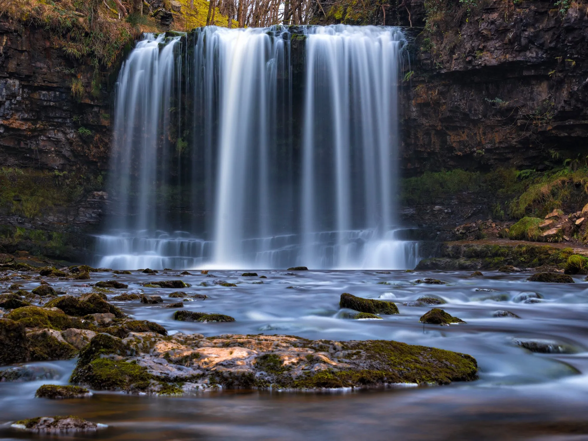 Водоспад біля села Ystradfellte / фото TripAdvisor Водоспад біля села Ystradfellte / фото TripAdvisor