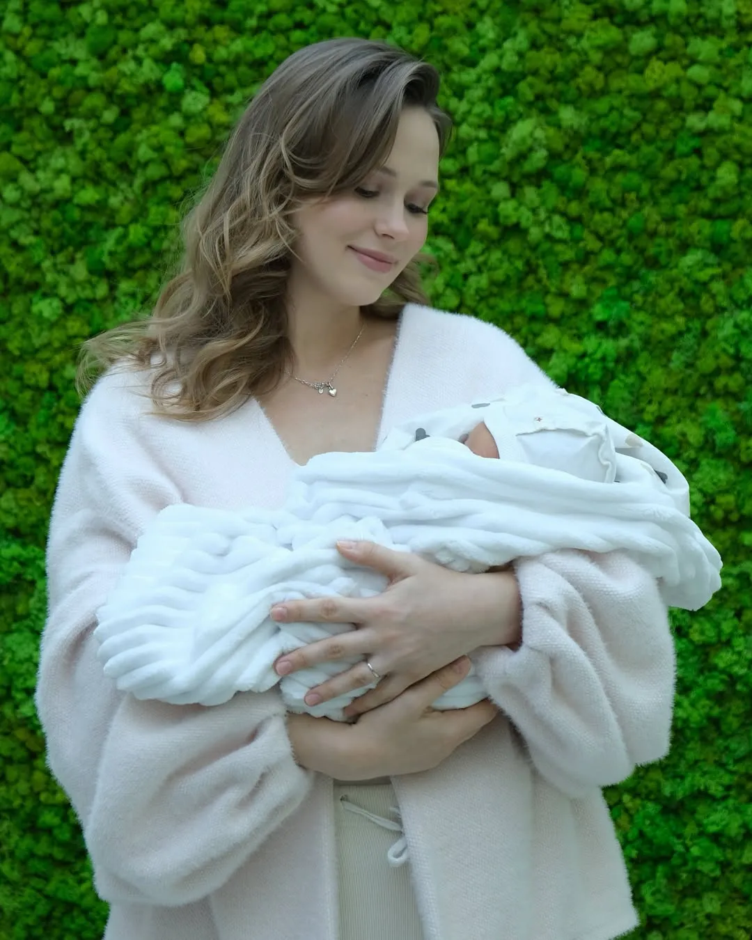 Анна Кошмал удруге стала мамою