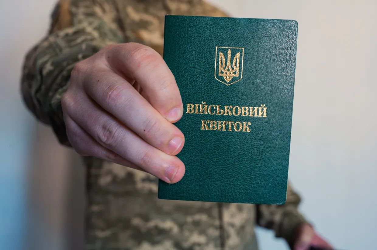 Бизнес требует изменить правила бронирования работников