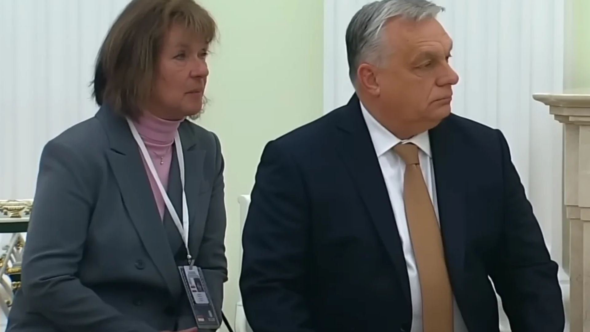 Орбан і його перекладачка Орбан і його перекладачка