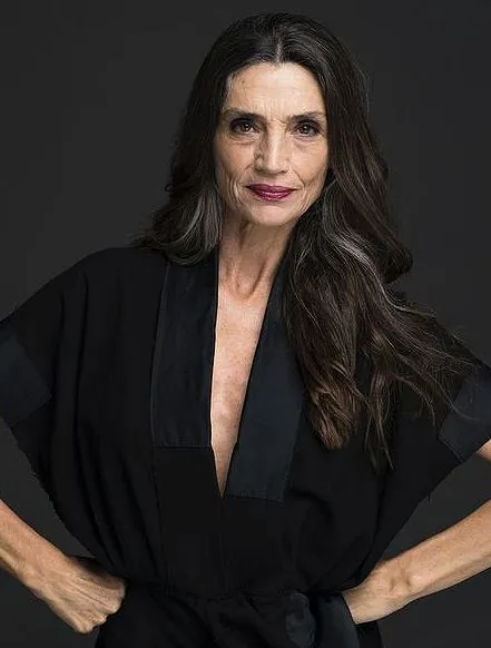 Зачіски, які не пасують після 60 років / Фото Pinterest