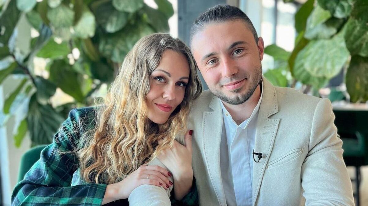 Олена Тополя з чоловіком