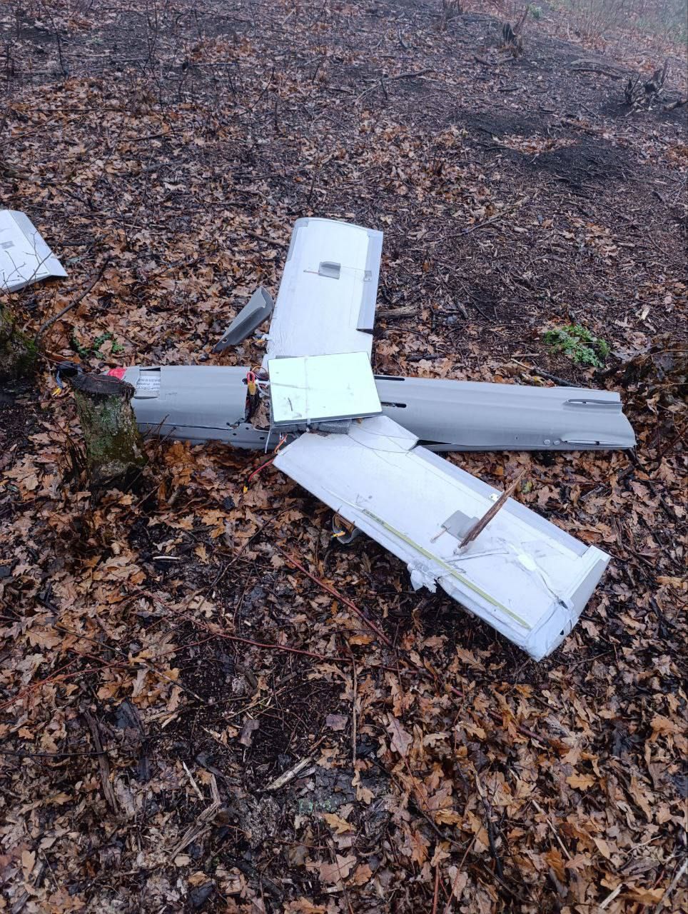 Дрон, оборудован терминалом Starlink