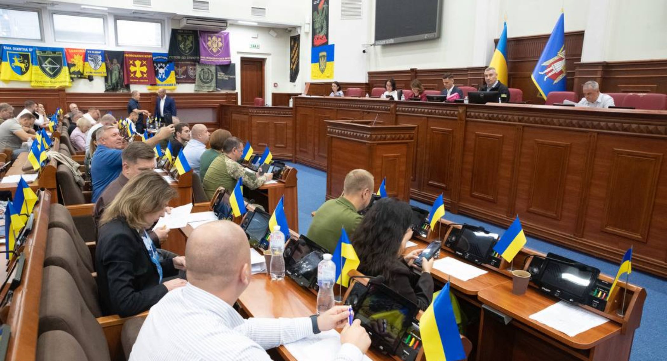 Киевсовет проведет заседание по помощи ВСУ Киевсовет проведет заседание по помощи ВСУ