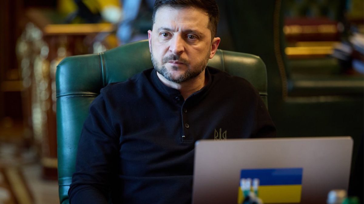 Зеленський заявив, що Умєров полетів до США - хочуть знати, про що говорив Віткофф - 24 Канал Зеленський заявив, що Умєров полетів до США - хочуть знати, про що говорив Віткофф - 24 Канал