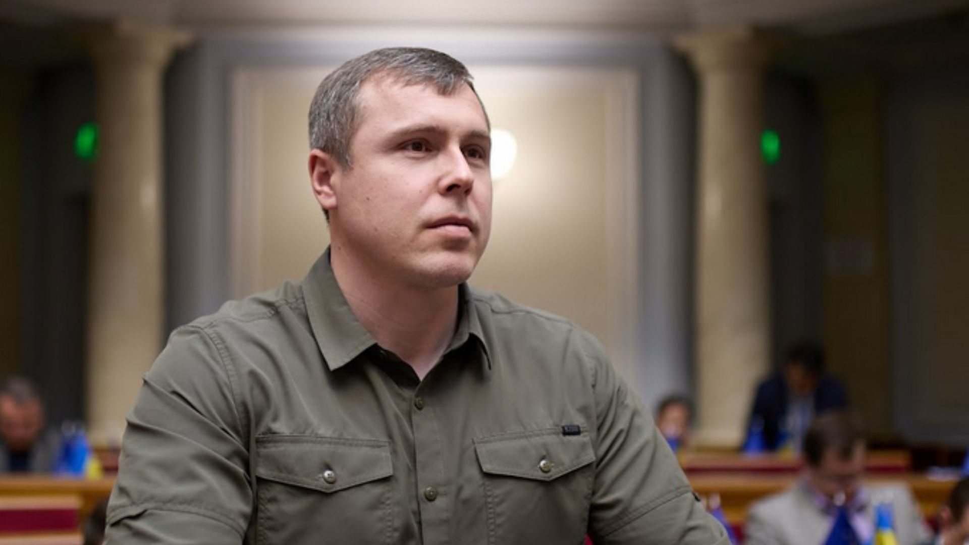 Роман Костенко