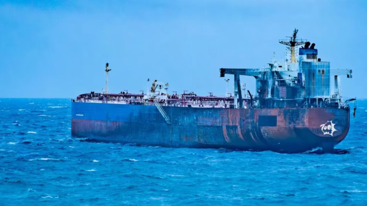 Танкер Kairos после атаки сел на мель - россиян не могут эвакуировать - новости Украины - 24 Канал Танкер Kairos после атаки сел на мель - россиян не могут эвакуировать - новости Украины - 24 Канал