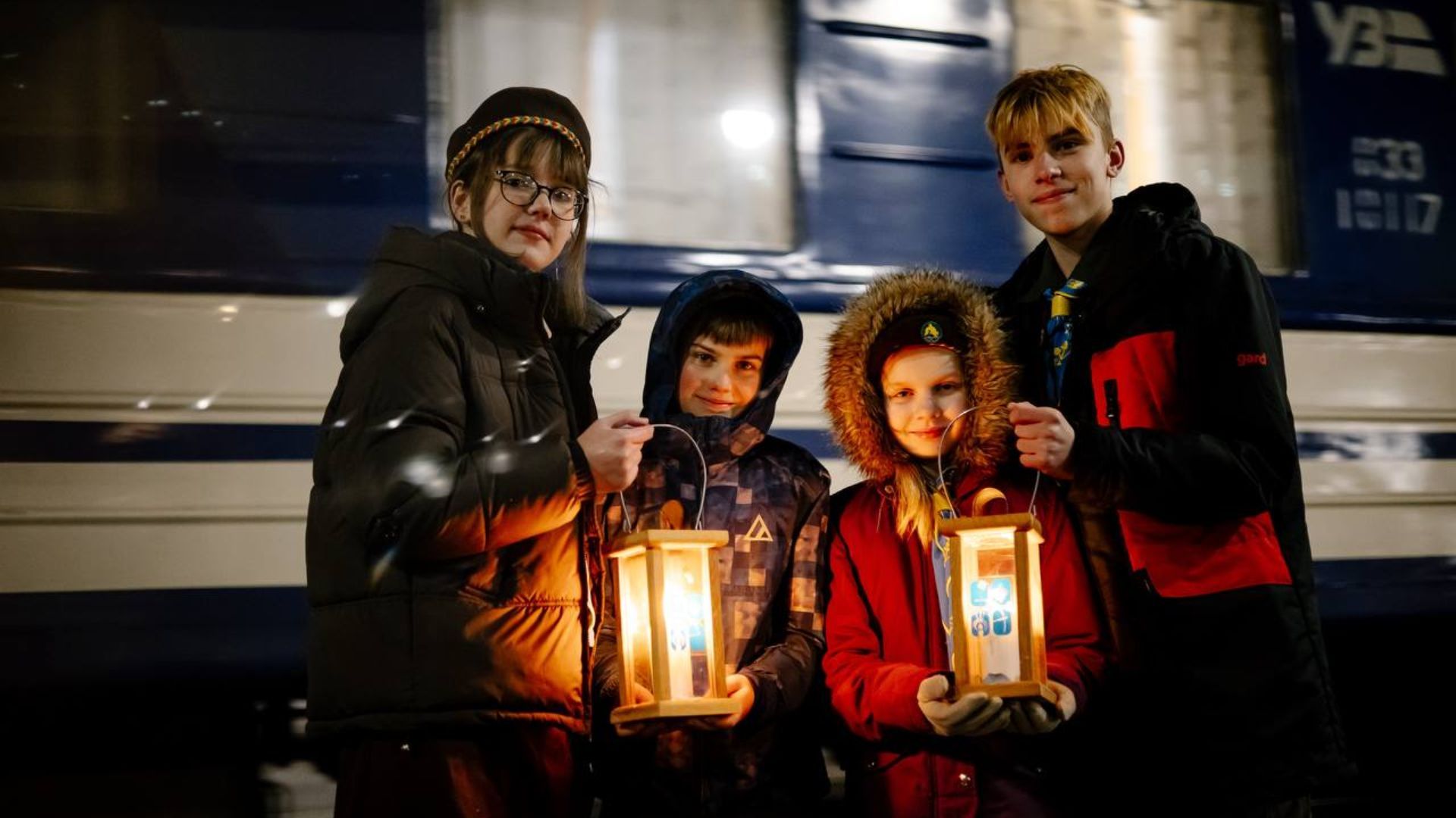 Вифлеємський вогонь прибув до України Вифлеємський вогонь прибув до України