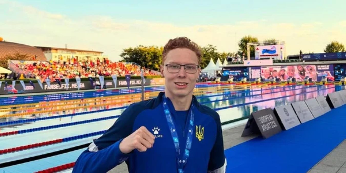 Микита Шеремет здобув срібну медаль на чемпіонаті Європи з плавання, відео