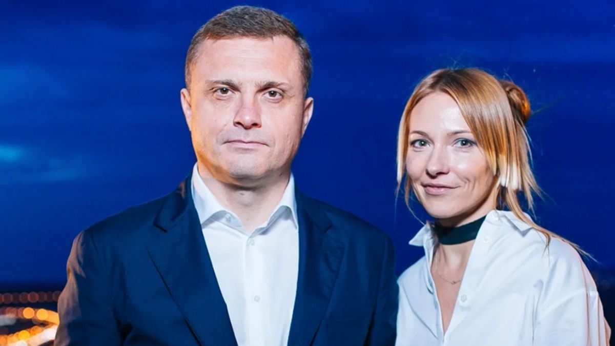 Экс-жена Левочкина заявила, что он стоит за переводом ее любимого в другое подразделение - 24 Канал Экс-жена Левочкина заявила, что он стоит за переводом ее любимого в другое подразделение - 24 Канал