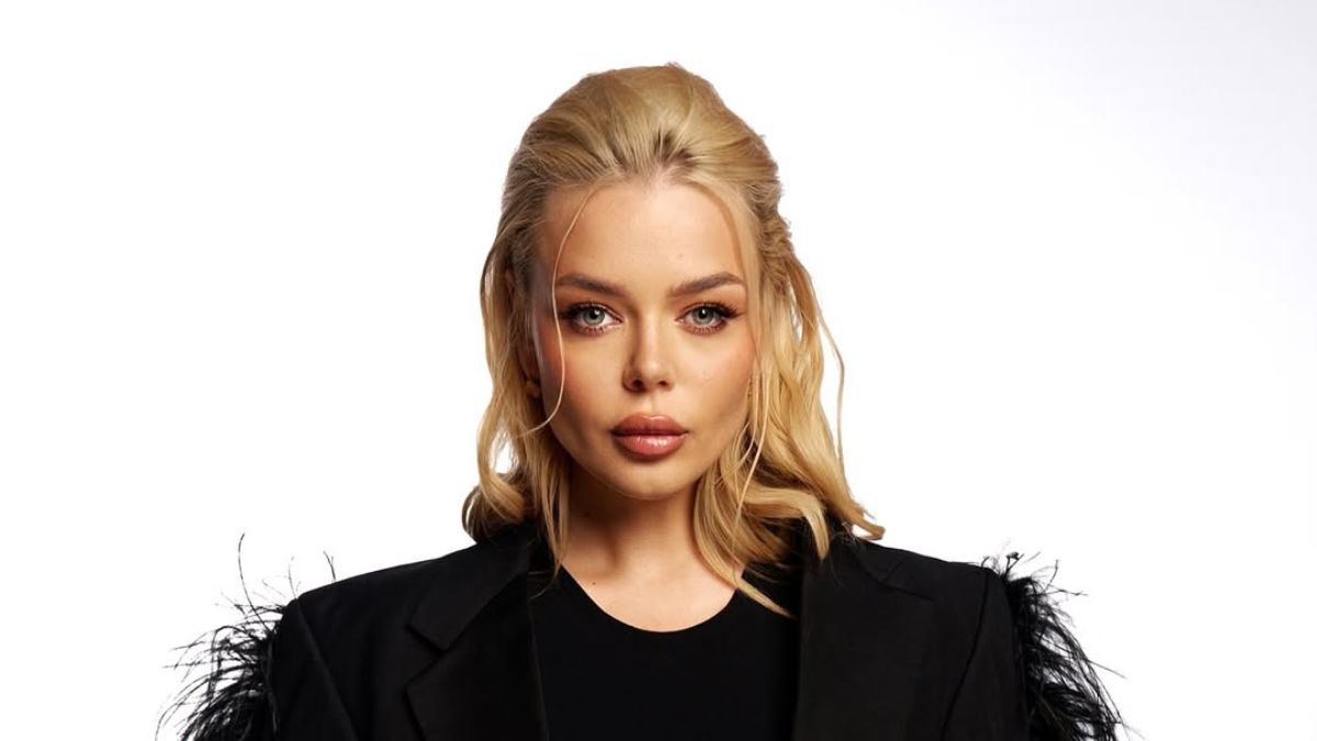 Аліна Гросу