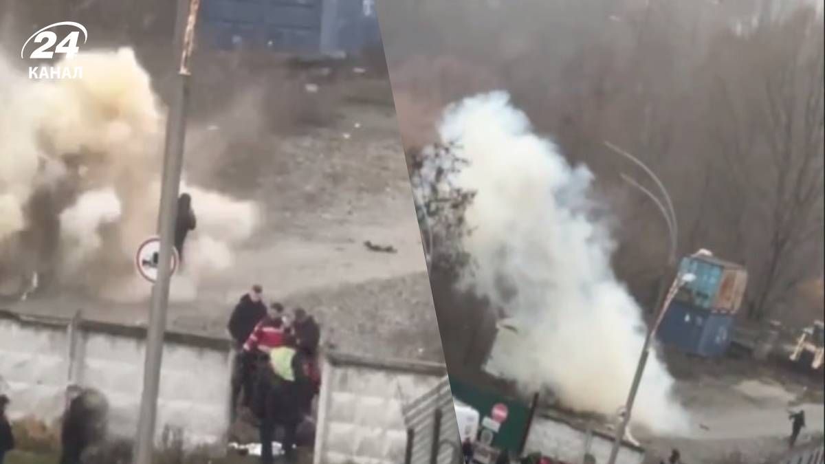 Момент вибуху у Дарницькому районі - 24 Канал Момент вибуху у Дарницькому районі - 24 Канал