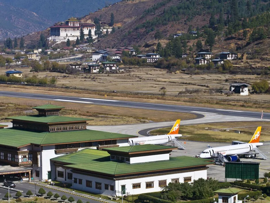 Аеропорт Паро в Бутані / фото Daily Express Аеропорт Паро в Бутані / фото Daily Express