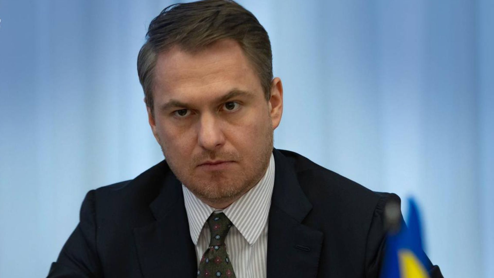 Кравченко спростував інформацію, що він нібито подав заяву у відставку Кравченко спростував інформацію, що він нібито подав заяву у відставку