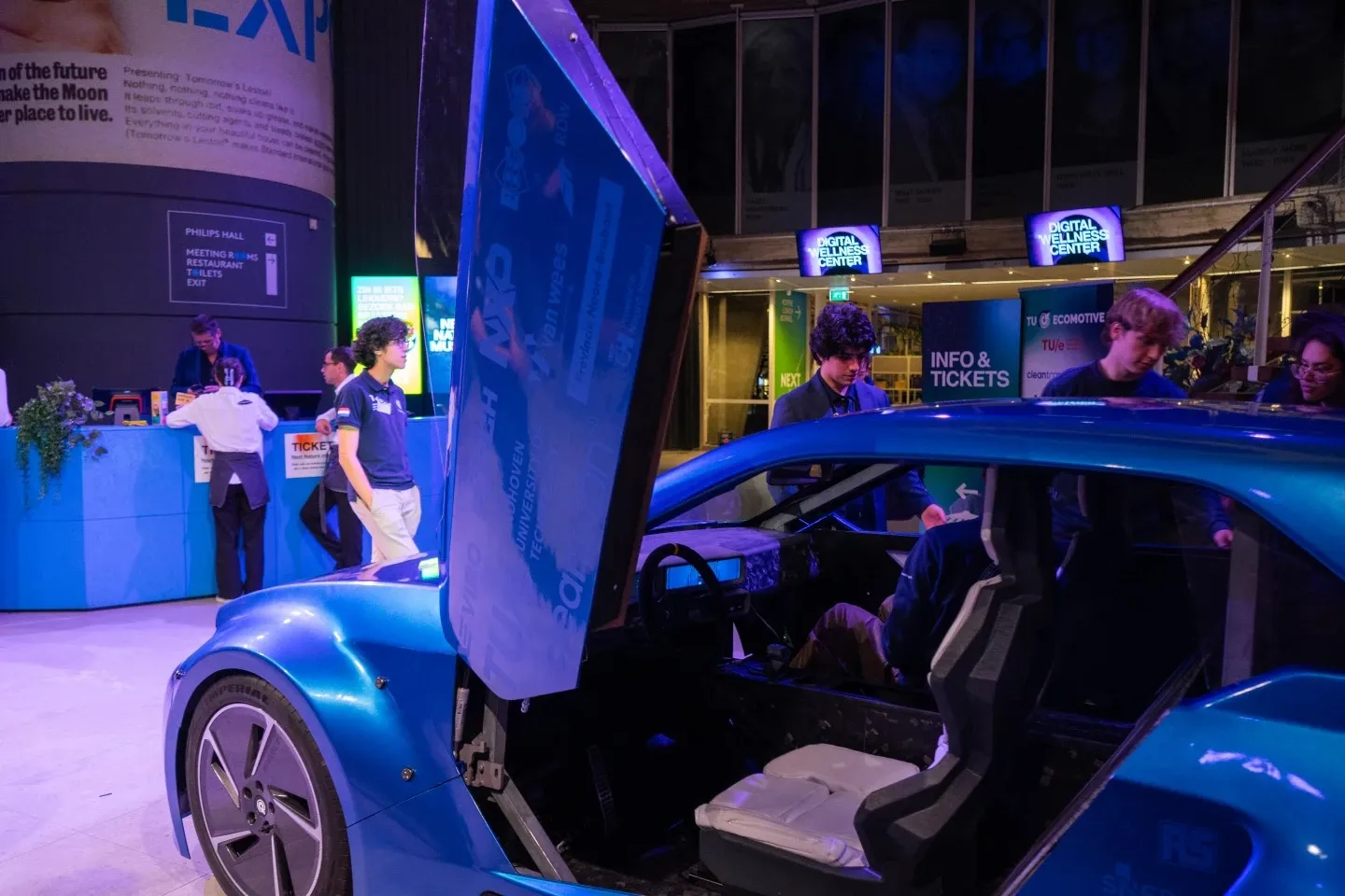 Автомобіль ARIA Автомобіль ARIA