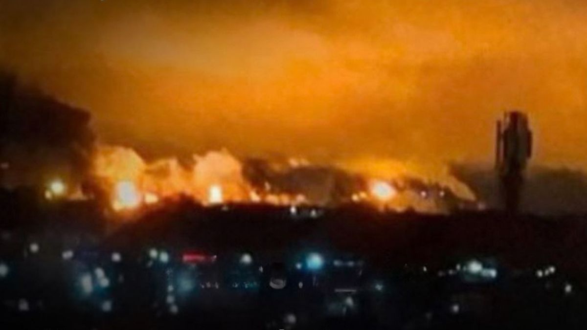 Палає один з найбільших НПЗ у Росії: Генштаб відзвітував про нові ураження - 24 Канал Палає один з найбільших НПЗ у Росії: Генштаб відзвітував про нові ураження - 24 Канал