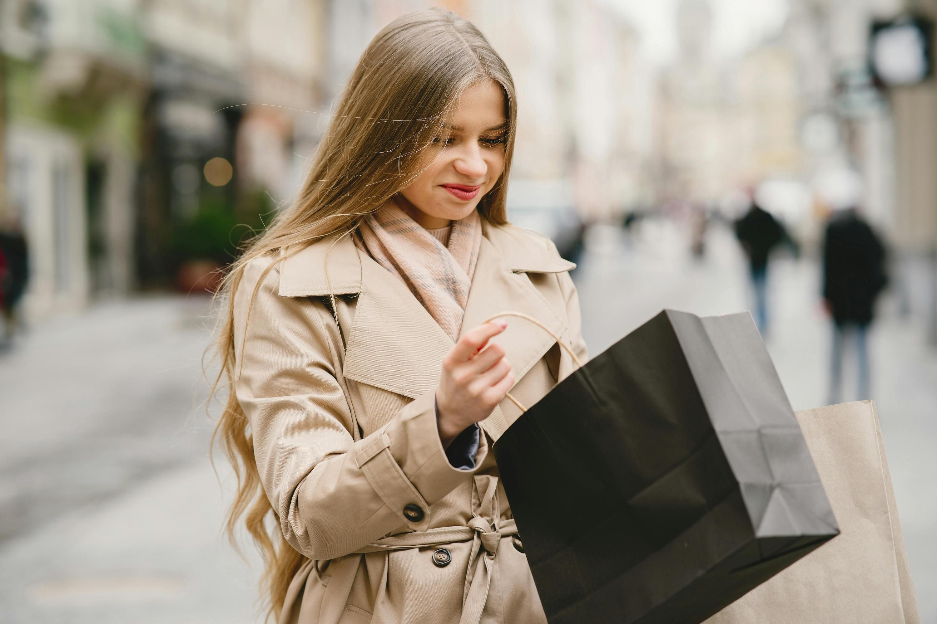 Украинцы тратят деньги перед Рождеством - где больше всего покупают одежду, Sinsay или ZARA Украинцы тратят деньги перед Рождеством - где больше всего покупают одежду, Sinsay или ZARA