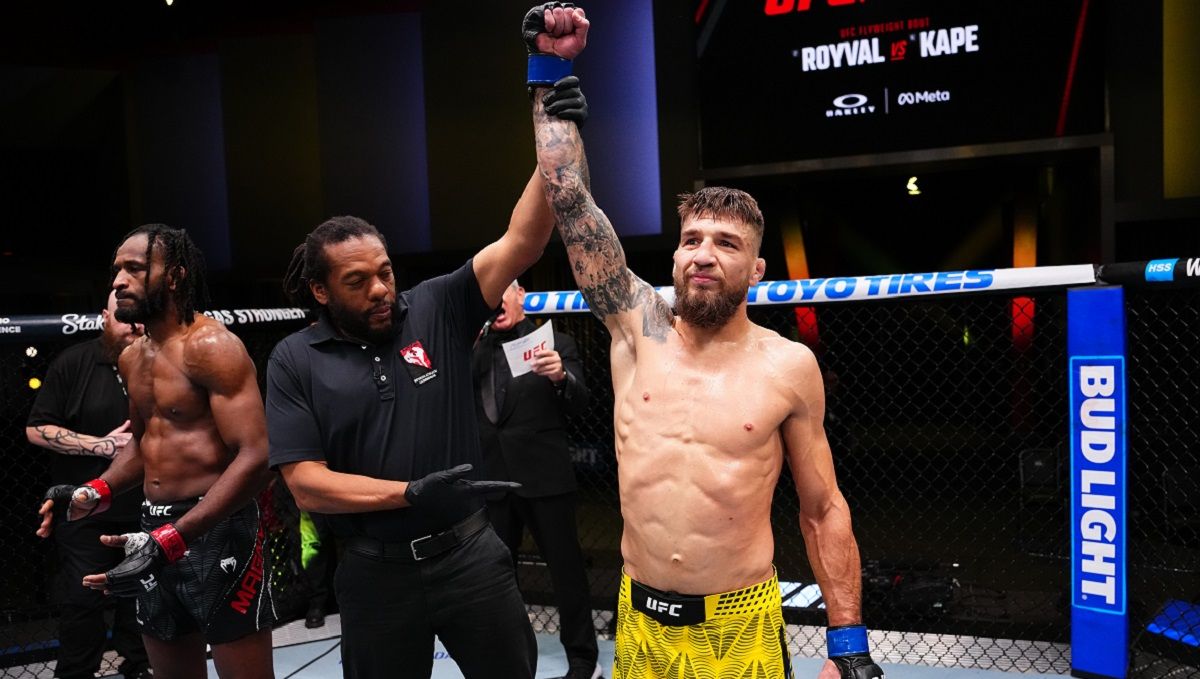 Амосов Магни - результат боя UFC, кто победил