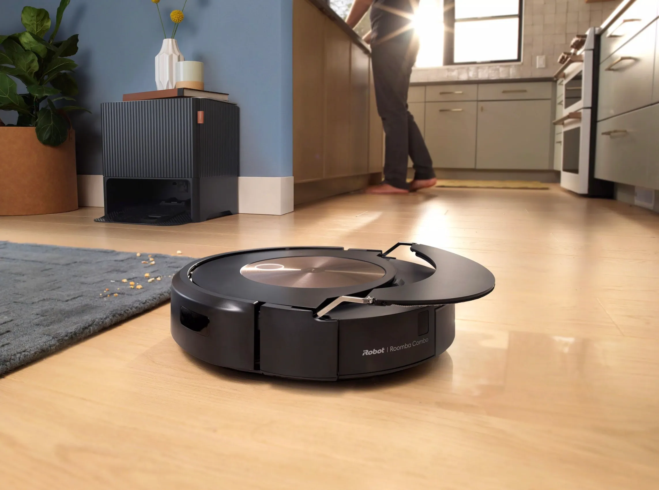 Компания iRobot переходит под контроль нового владельца Компания iRobot переходит под контроль нового владельца