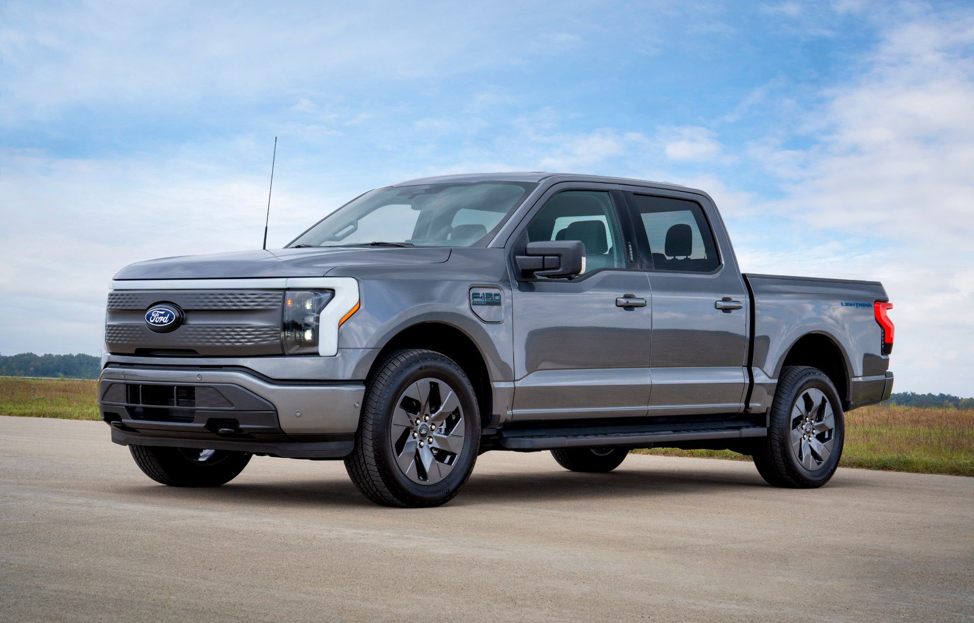 Ford пересматривает ставку на электрокары и закрывает большой электропикап Ford пересматривает ставку на электрокары и закрывает большой электропикап