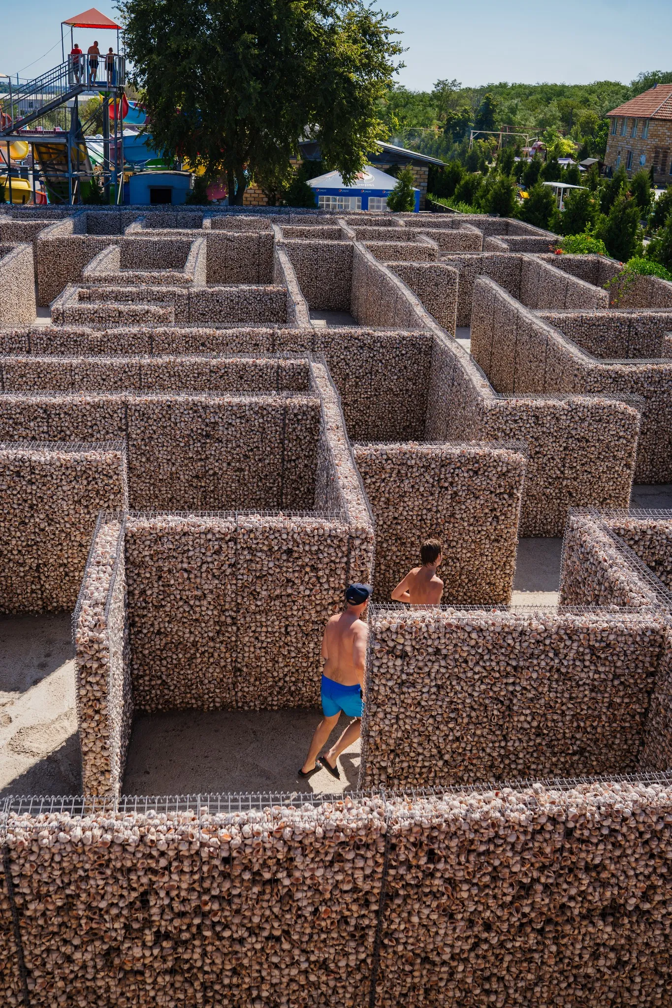 Перший лабіринт із мушель рапанів Нью Васюки Молодіжне Одеська область рекорд України Перший лабіринт із мушель рапанів Нью Васюки Молодіжне Одеська область рекорд України