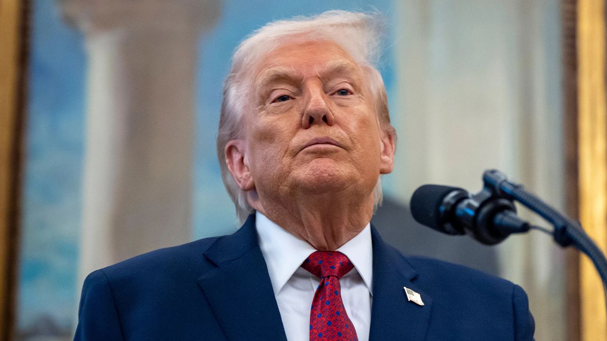 Трамп говорит, что хочет вернуть США права на нефть в Венесуэле Трамп говорит, что хочет вернуть США права на нефть в Венесуэле