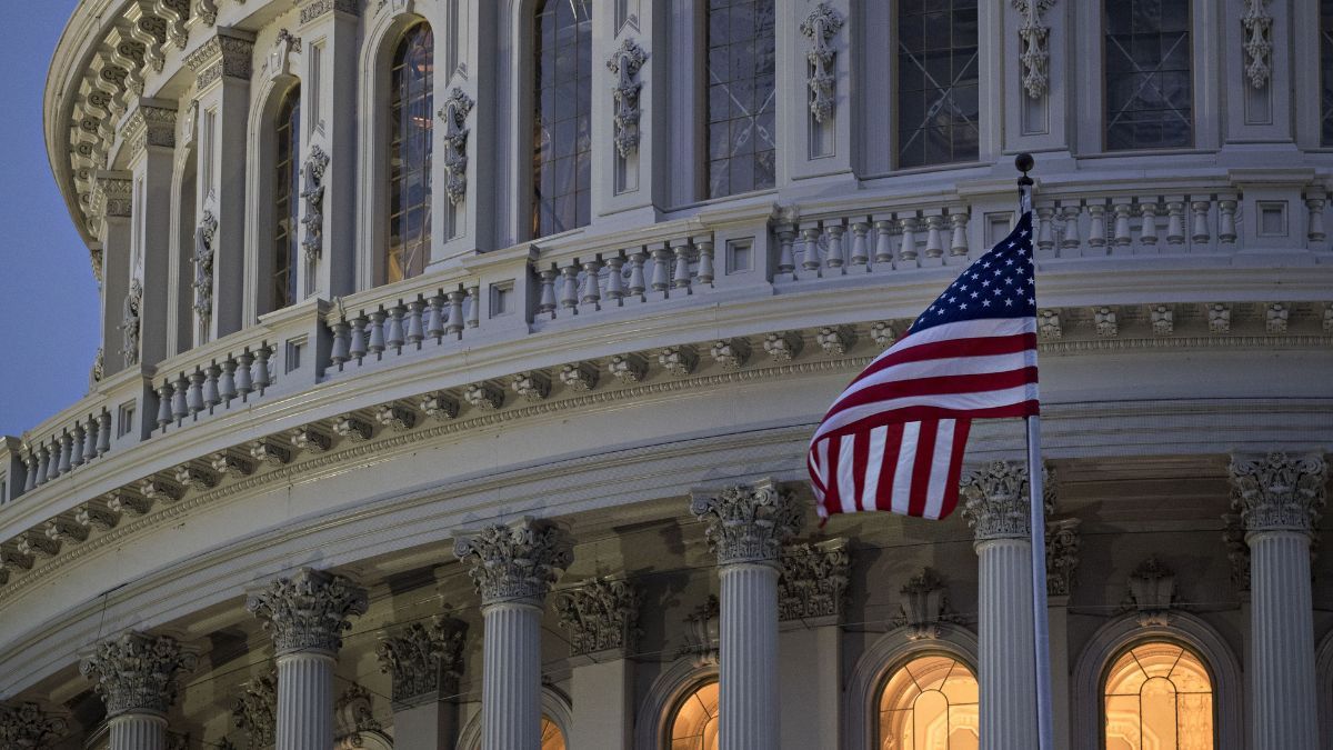 США призупинять видачу грін-карт: у чому причина - Закордон США призупинять видачу грін-карт: у чому причина - Закордон